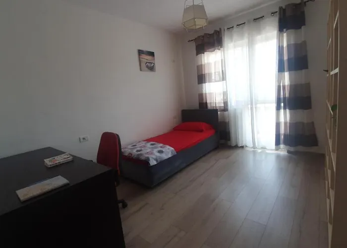 Apartment In The Heart Of , Bllok *